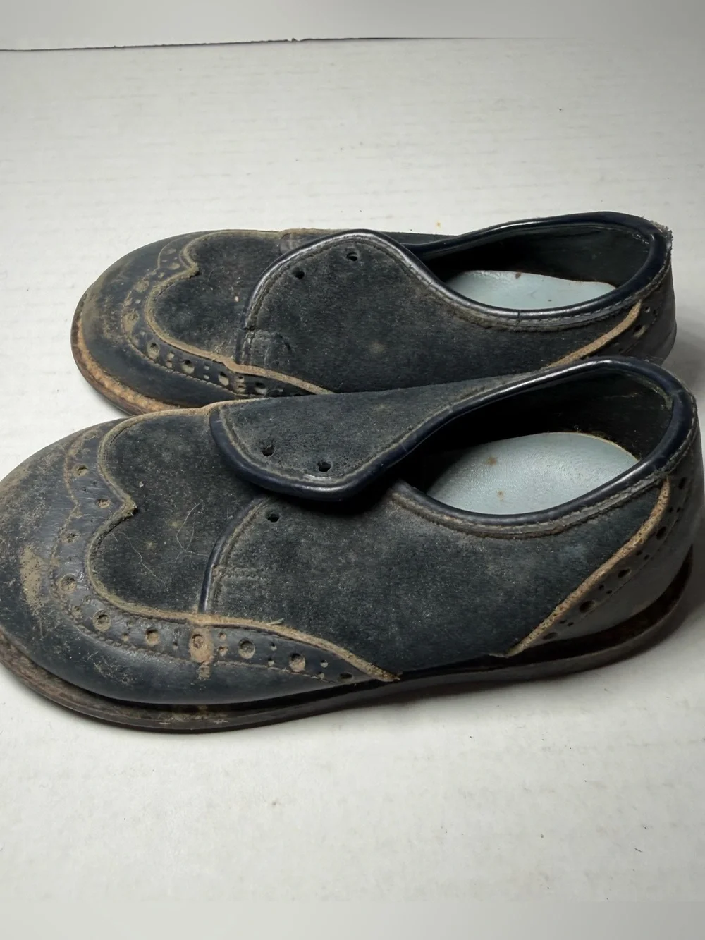Vintage Black Leather No Laces Baby Infant Crib Shoes Size 1 Doll